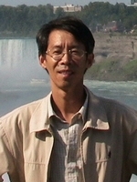 李亚东 照片