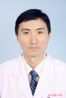 邵新宇 照片