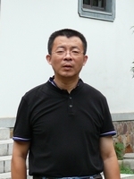 谢洪德 照片
