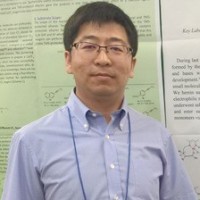 徐信 照片