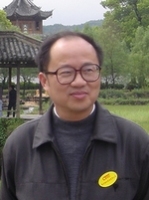 杨平 照片