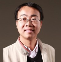 钟俊 照片