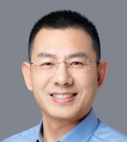 闫志忠 照片