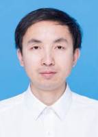 刘皓 照片