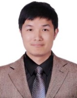沈雄 照片