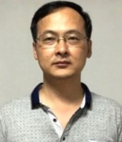 谢汨 照片