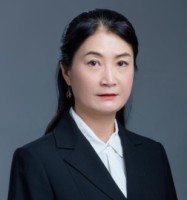 张吕鸿 照片