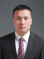崔巍 照片