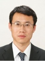 董延超 照片