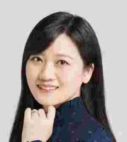 张晏 照片