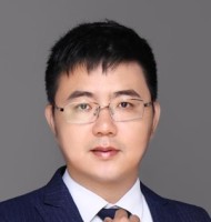 黄世泽 照片