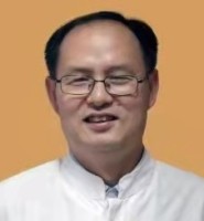 刘峰 照片