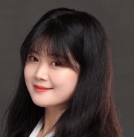 刘彦伶 照片