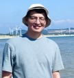 刘昊 照片