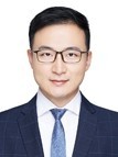 卢昱杰 照片
