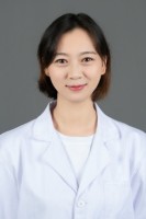 李影 照片