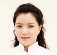 李瑞琳 照片