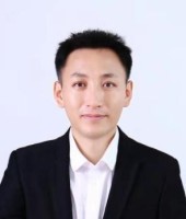 李虎 照片