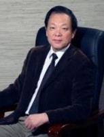 陆峥 照片