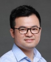 闵峻英 照片