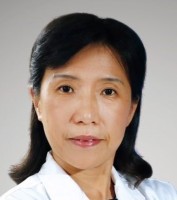 彭清 照片