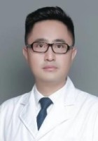 史辉 照片