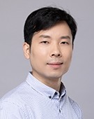 王伟 照片