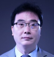 王华忠 照片