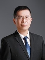 王志强 照片