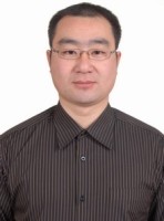 王成 照片