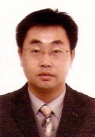 向阳 照片