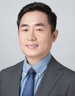 薛亚东 照片