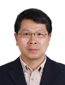 杨同青 照片