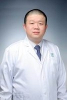 严沁 照片