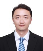 岳锐 照片