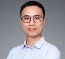 晏龙旭 照片