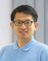 杨伟东 照片