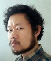 颜启明 照片