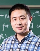周羚君 照片
