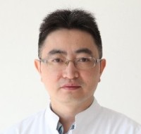 朱峰 照片