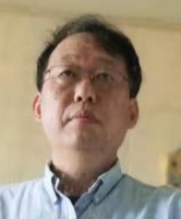 赵鸣 照片