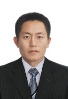 于爱群 照片