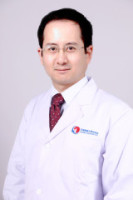 汤坤龙 照片