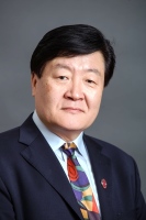 田德润 照片