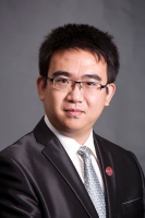 吴伯岳 照片