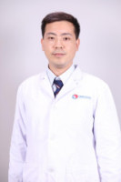 王璠 照片
