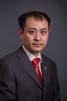 谢承志 照片