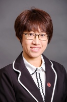 岳丹 照片