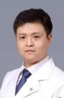 杨东 照片