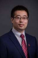 张强 照片